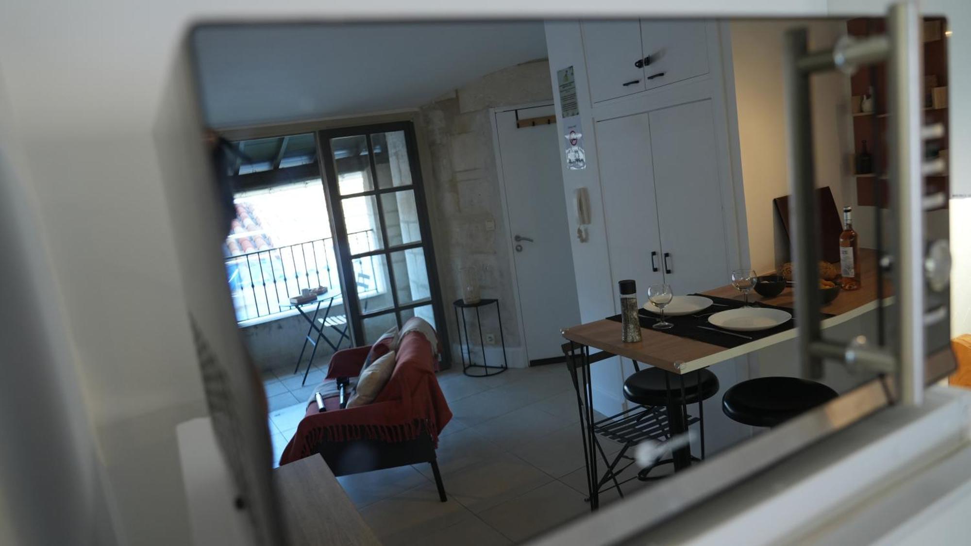 Apartment * * * Donjon Du Bijoutier * * * Wifi+clim+terrasse Beaucaire (Gard)